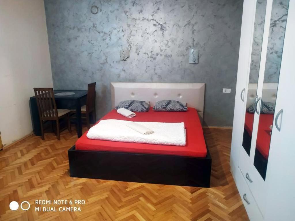 Apartments Center Old Town Podgorica Zewnętrze zdjęcie